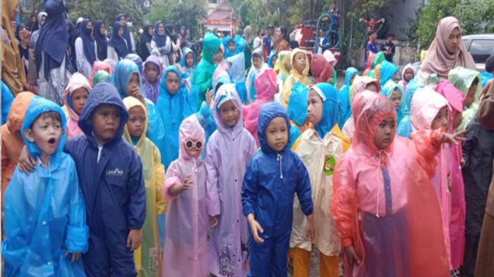 TK Islam Al-Adabiy 2 Pontianak 243324345456