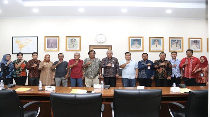 Pemprov Kalbar Tindaklanjuti Aspirasi terkait Kejelasan Status Hutan Adat di Ketungau Hulu