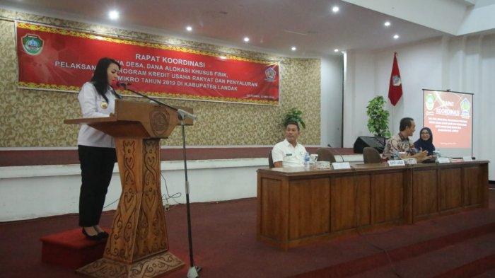 Melalui Program KUR dan UMi, Karolin Berharap Pertumbuhan Ekonomi di Landak Meningkat