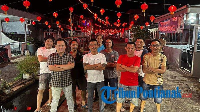 Semarakkan Imlek Tahun 2024, Warga Siantan Tengah Pasang Ribuan Lampion Indah