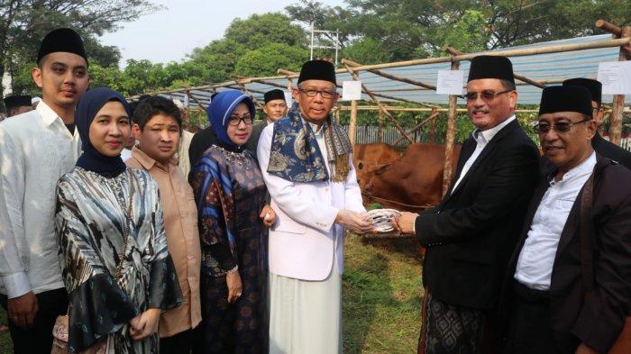 Gubernur Kalbar Berikan Bantuan Kurban Sebanyak 20 Sapi Yang Tersebar di 20 Titik di Kalbar