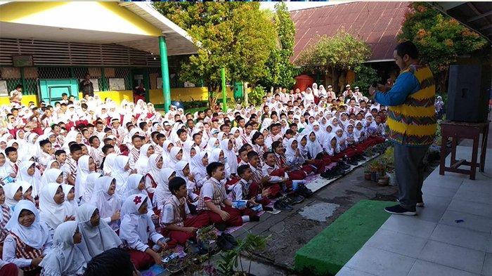 Memperingati Hari Anak Nasional SD Negeri 3 Pontianak Gelar Acara Dongeng Ceria