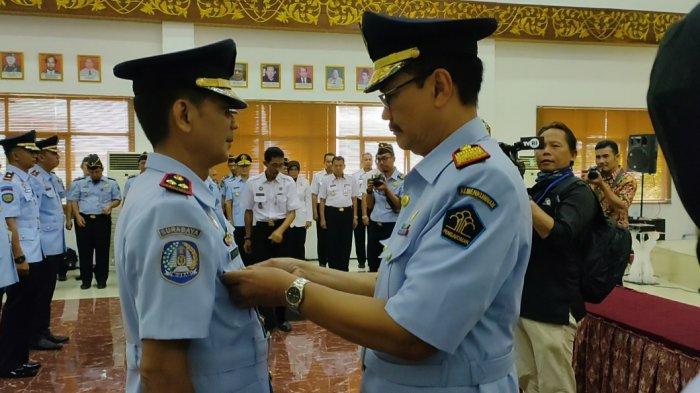 67 Pejabat Administrasi dan Fungsional Kanwil Kemenkumham Kalbar Dilantik