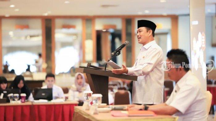 FOTO: Wagub Kalbar Ria Norsan Buka Rakor Penanggulangan Kemiskinan di Kalbar Yang Mencapai 7,37% - penanggulangan-kemiskinan4.jpg