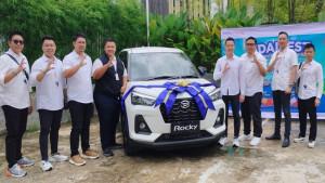 Ada-DAIFEST-2025-Beli-Mobil-Daihatsu-Periode-Ini-Bisa-Dapat-Hadiah-9-Mobil-hingga-Logam-Mulia.jpg