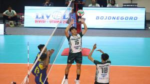 Aksi-Alvin-Daniel-bersama-Indomaret-Volleyball11.jpg