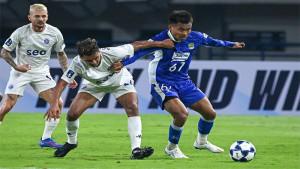 Aksi-Saddil-Ramdani-penyerang-sayap-Persib-Bandung11.jpg