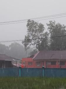 Angin-Dan-hujan.jpg