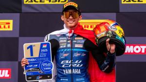 Arai-Agaska-Juara-Race-di-Seri-4-R3-BLU-CRU-Wordl-Cup-di-Belaton.jpg