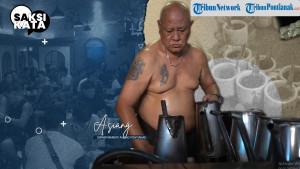 Asiang-Tak-Menyangka-Warkopnya-Dikunjungi-Wapres-Gibran.jpg