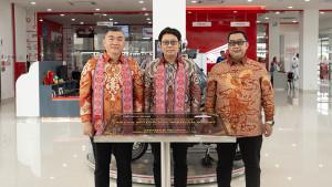 Astra-Motor-Kalimantan-Barat-meresmikan-Gedung-Main-Dealer-Astra-Motor.jpg