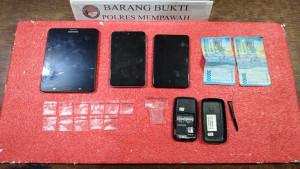 BARANG-BUKTI23rew.jpg