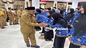 BERSALAMAN-3wrsewf.jpg