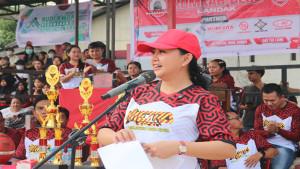 Bupati-Landak-dr-Karolin-Margret-Natasa-MH-Ia-mengajak.jpg