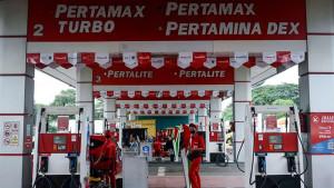 CEK-Selisih-Harga-BBM-Besok-13-Oktober-2025-di-SPBU-Seluruh-Indonesia-Lengkap-Pertamina-dan-Swasta.jpg