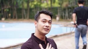Eza-Gionino-dalam-jumpa-pers-di-lokasi-syuting-sdf-ds.jpg