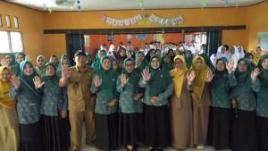FOTO-BERSAMA-546retgr.jpg