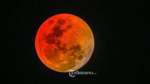 Gerhana-bulan-total-aceh-gbt.jpg