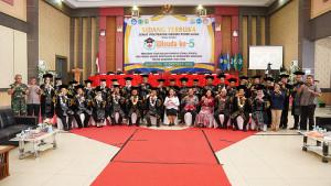 HADIRI-WISUDA-15.jpg