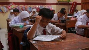Ilustrasi-siswa-siswi-SD-pada-hari-pertama-masuk-sekolah.jpg