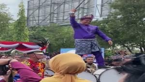 KARNAVAL-KHATULISTIWA2345ew.jpg