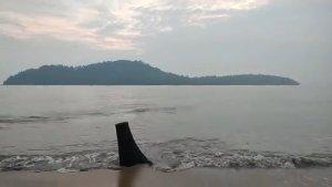 Kondisi-Pantai-Gosong-dan-Semesak-Bengkayang-yang-diusulkan.jpg