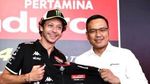 Legenda-MotoGP-Valentino-Rossi-bersama-VR4611.jpg