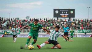 Liga-2-Zona-Timur-Indonesia-Championship-20252026-Barito-Putera-Vs-PSS-Sleman-Pamer-Kehebatan.jpg