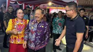 Manager-PLN-UP3-Sanggau-Hendy-Gita-Wedhatama-kanan-menerima-Kunjungan.jpg