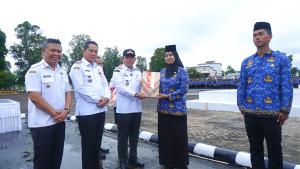 Pengambilan-sumpahjanji-jabatan-serta-penyerahan-SK-dilakukan-Pemerintah-Kabupaten-Landak.jpg