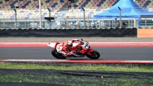 Performa-optimal-ditunjukkan-oleh-pebalap-Astra-Honda-Racing-Team.jpg