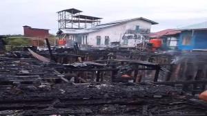 RUMAH-TERBAKAR2345ew.jpg