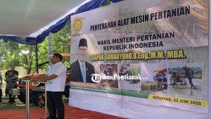 Sudaryono-menyampaikan-sambutan-saat-234523.jpg