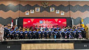 WISUDA-54tfr4.jpg