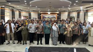 Wakil-Bupati-Sintang-Florensius-Ronnywredswf4ew5r34.jpg