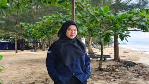 Wiwin-seorang-guru-honorer-di-SMKN-1-Jawai-Selatan-Kabupaten-Sambas.jpg