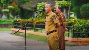 disiplin-kerja-ASN-di-lingkungan-Setda-Ketapang-pada-apel-rutin-3.jpg