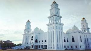 memiliki-setidaknya-beberapa-masjid-yang-punya-k.jpg