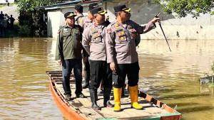 pantaudebit-banjir.jpg