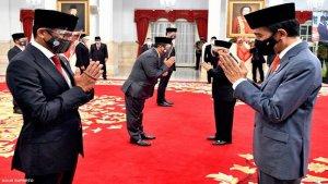 sandiaga-uno-dan-jokowi.jpg