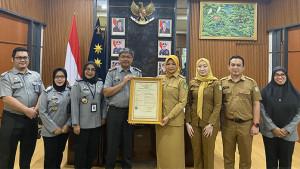 sertifikat-pencatatan-hak-cipta-Kanwil-Kemenkum-Kalbar.jpg