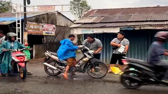 1.000 Takjil Dibagikan, YG2PB Ajak Warga Berbagi Pada Sesama di Bulan Puasa