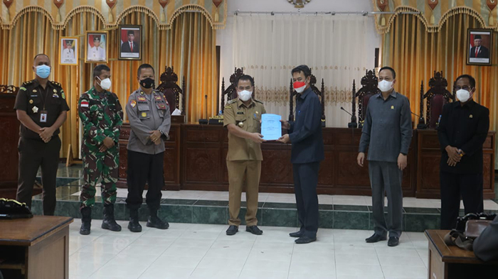 Bupati Sekadau Sampaikan Nota Pengantar KUA PPAS APBD Tahun 2022