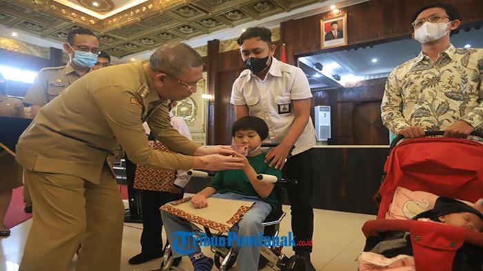Masih Minimnya Kepemilikan Kartu Identitas Anak di Sanggau, Sambas, dan Landak