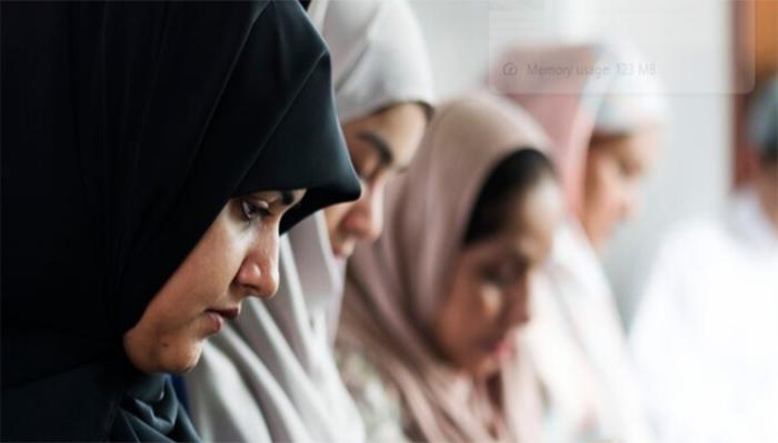 4 Contoh Teks MC Pengajian Akbar dan Pengajian Rutin Ibu-Ibu di Rumah Lengkap Susunan Doa