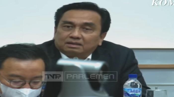 Anggota-Komisi-I-DPR-RI-Effendi-Simbolon-menyinggung-isu-Panglima-TNI-Jenderal-Andika-Perkasa.jpg