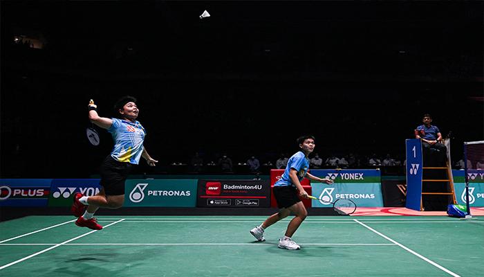 ApriyaniSiti-Fadia-akan-berhadapan-dengan-babak-16-besar.jpg