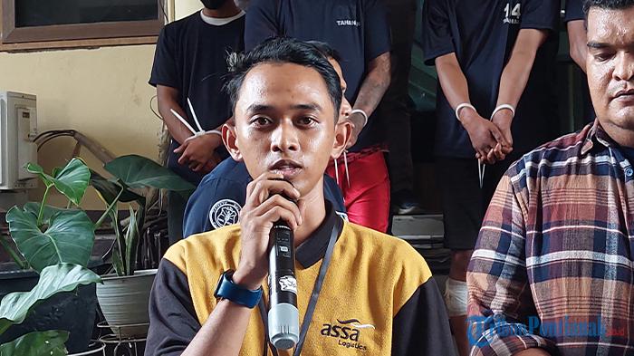 Asep-Maulana-sopir-truk-logistik-yang-menjadi-korban-perampokan.jpg