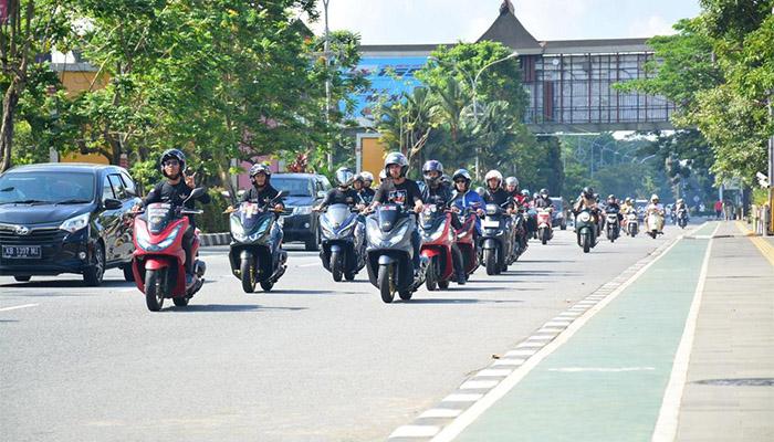 Asmo Kalbar Berikan Tips Berkendara Aman Saat Rolling City