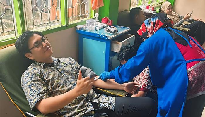 BPJS-Kesehatan-menggelar-aksi-donor-darah-yang-melibatkan-partisipasi-seluruh-pegawai.jpg